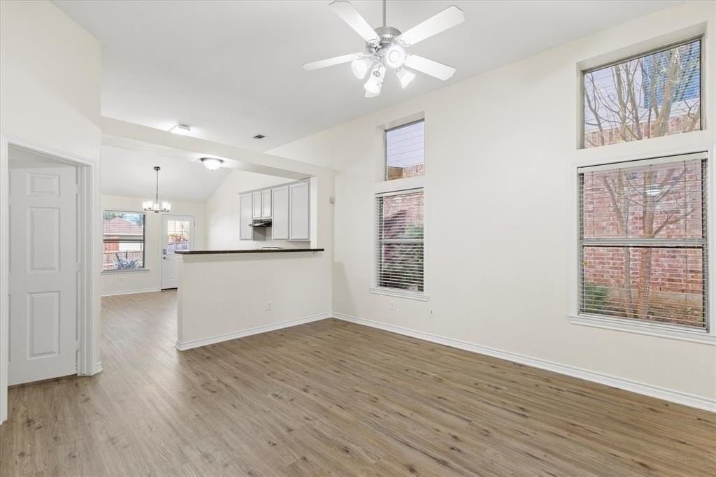 9013 Sundance Trail - Photo 7 of 31