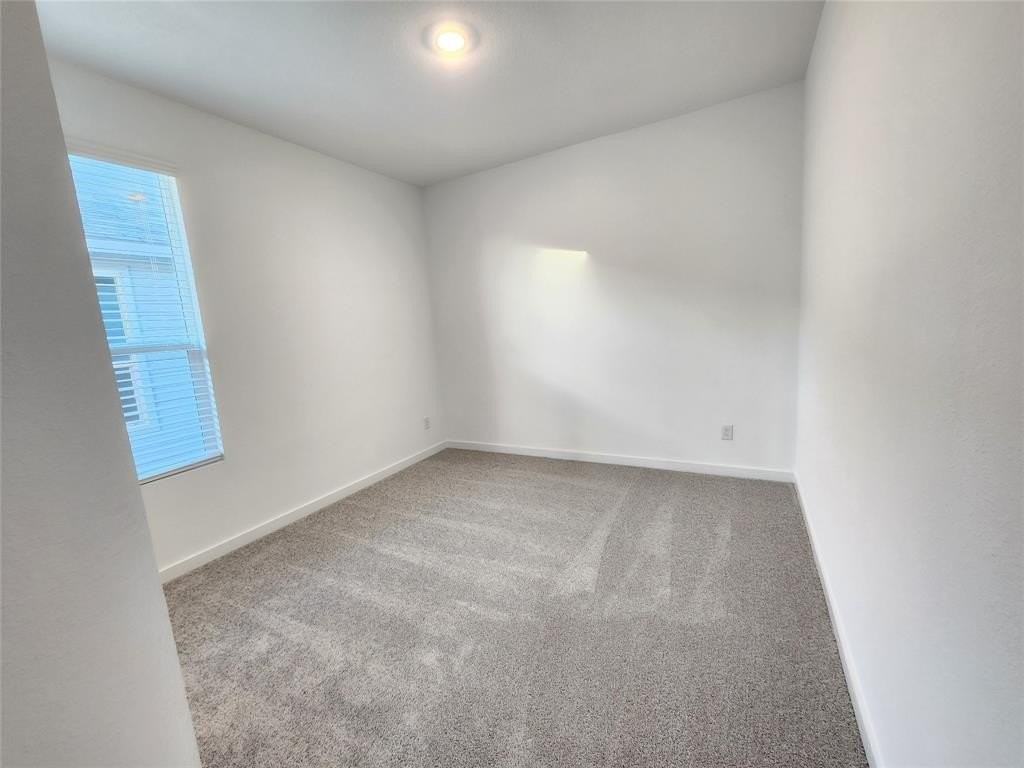 6814 Welsh Drive - Photo 5 of 16