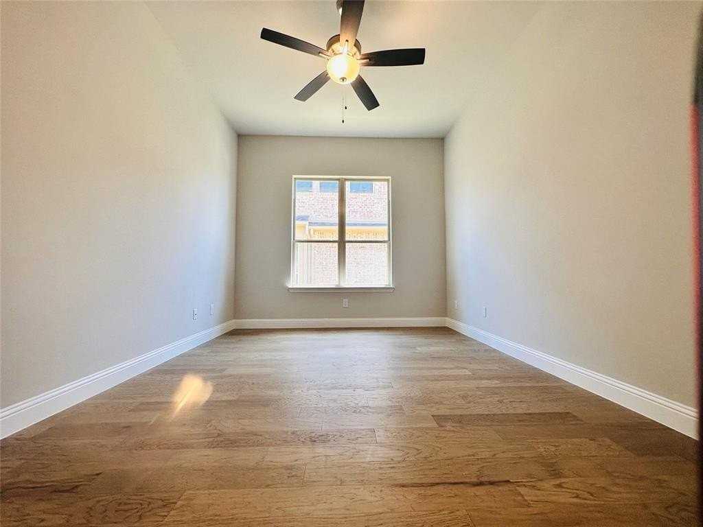 2402 Hollow Way - Photo 6 of 18