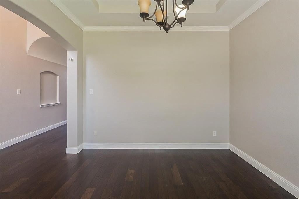 4433 Paula Ridge Court - Photo 7 of 24