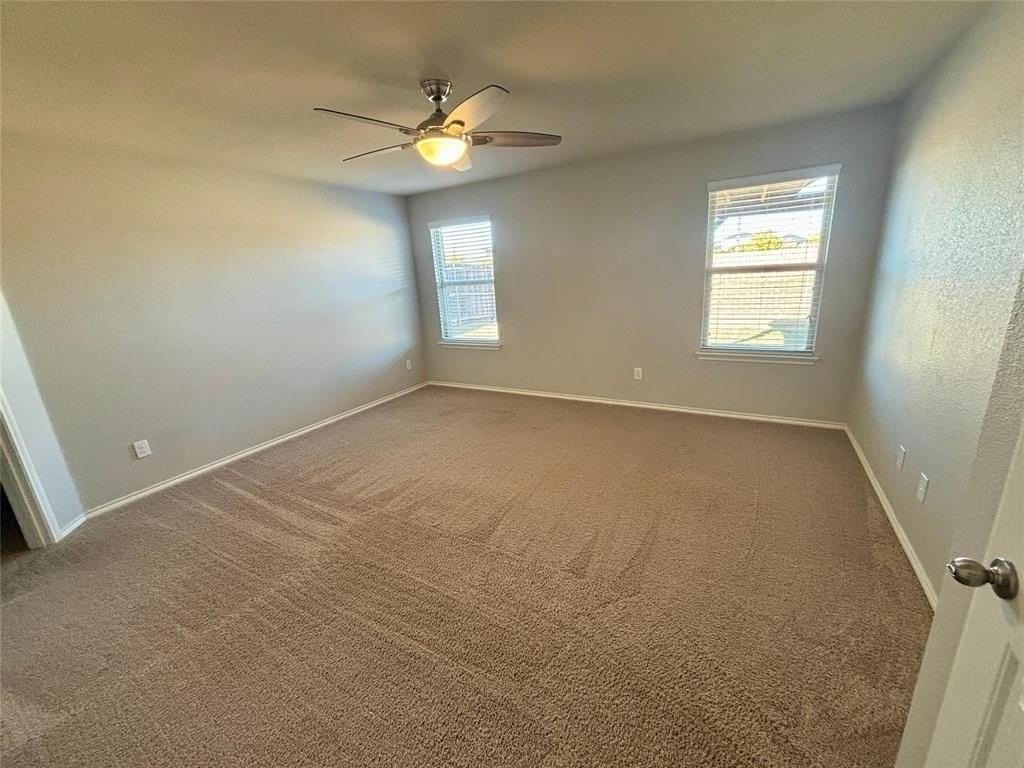 1029 Decker Drive - Photo 7 of 17