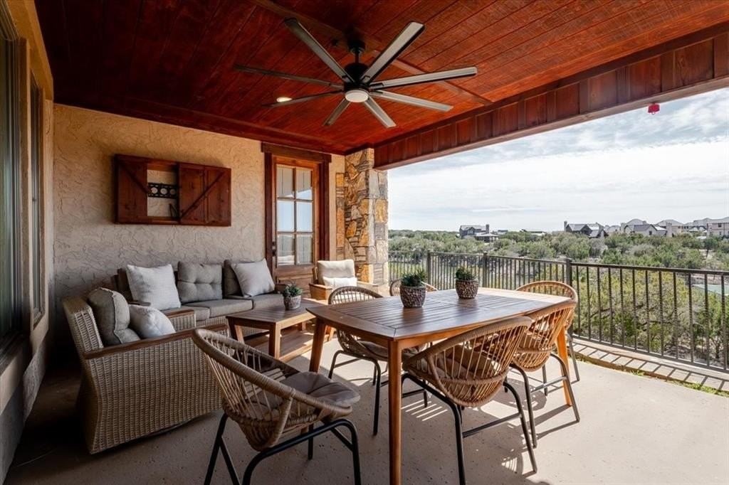 1653 Scenic Dr #102 - Photo 4 of 40