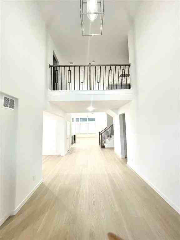 1600 Dropseed Drive - Photo 3 of 31