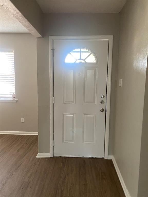 4927 Eastgate Cir - Photo 4 of 19