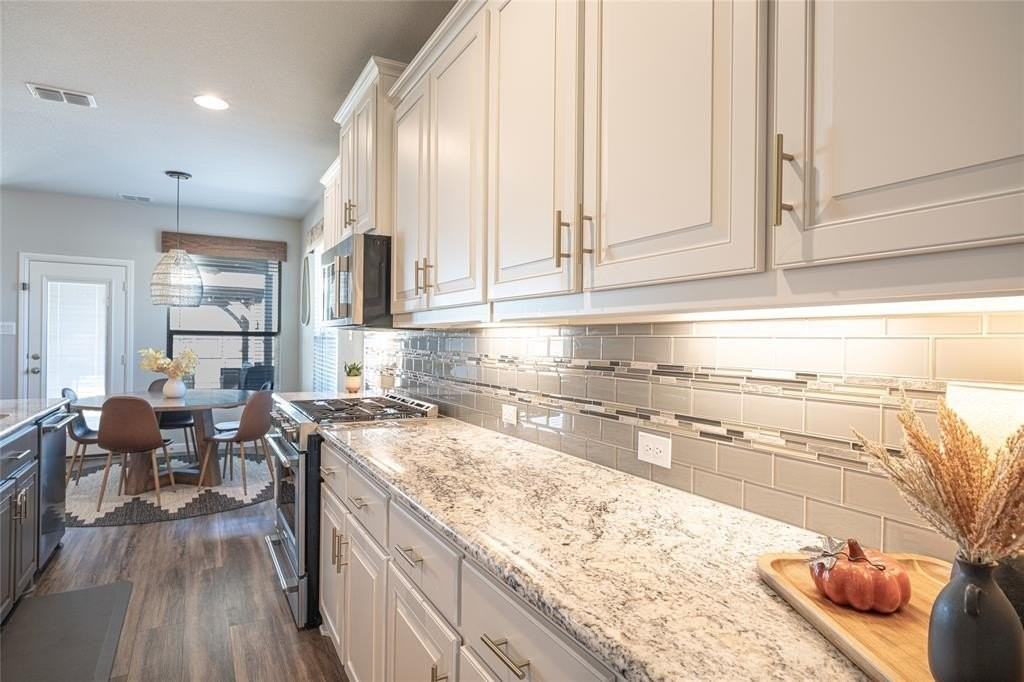 2404 Blackrail Court - Photo 7 of 40