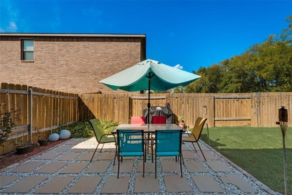 2213 Georgetown Street - Photo 3 of 25