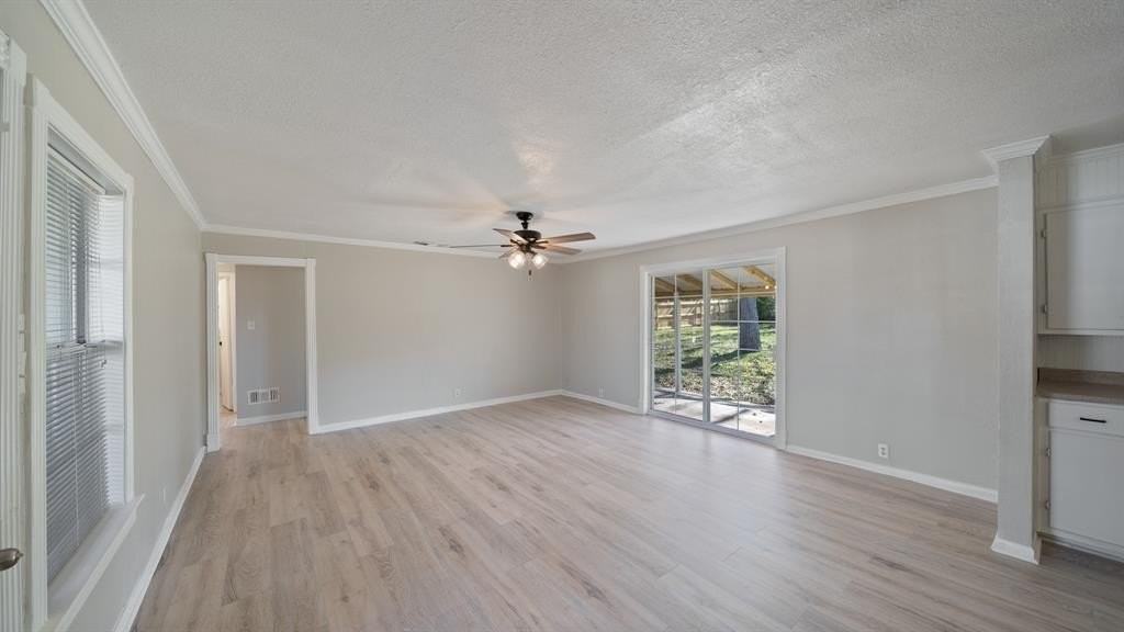 403 Prairieville Street - Photo 6 of 24