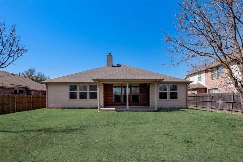 315 Red Oak Ct - Photo 2 of 15