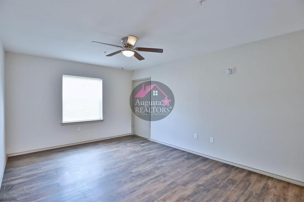 2800 Sayles Boulevard #20A - Photo 3 of 27