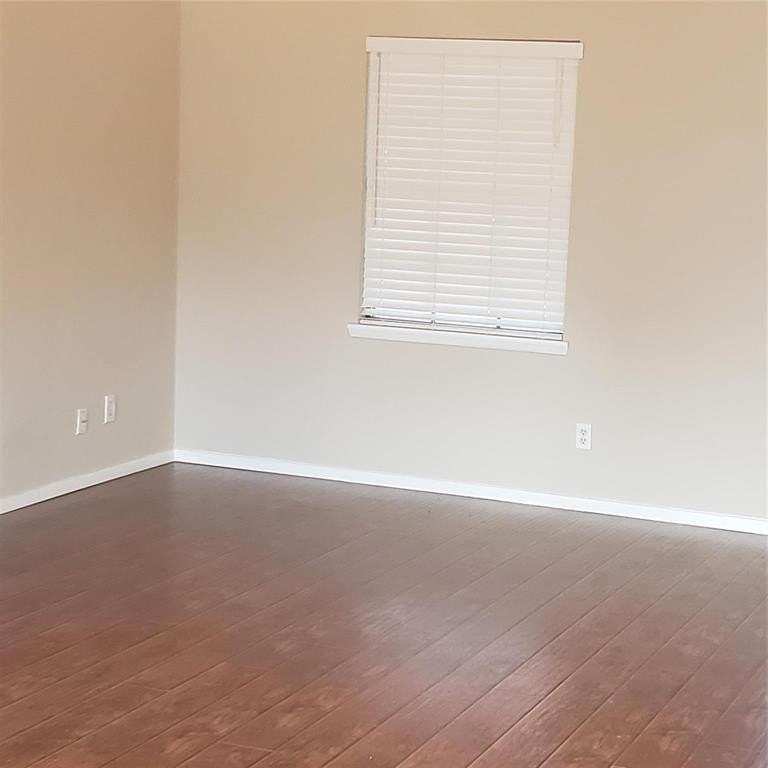 504 Scarlet Oak Street - Photo 5 of 8