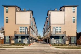 723 W 10th St #109 - Photo 1 of 1