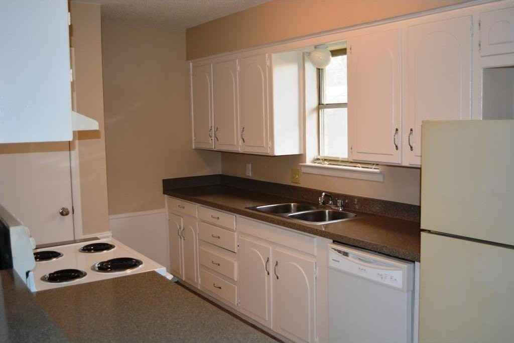 516 Billie Ruth Ln #516 - Photo 5 of 9