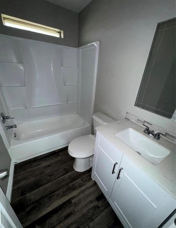 410 South College Drive - Photo 4 of 5