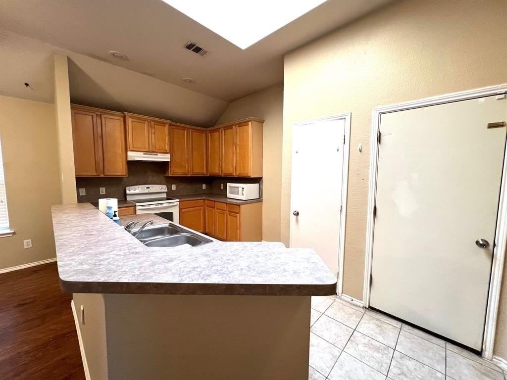 1249 Sandpiper Drive - Photo 7 of 22