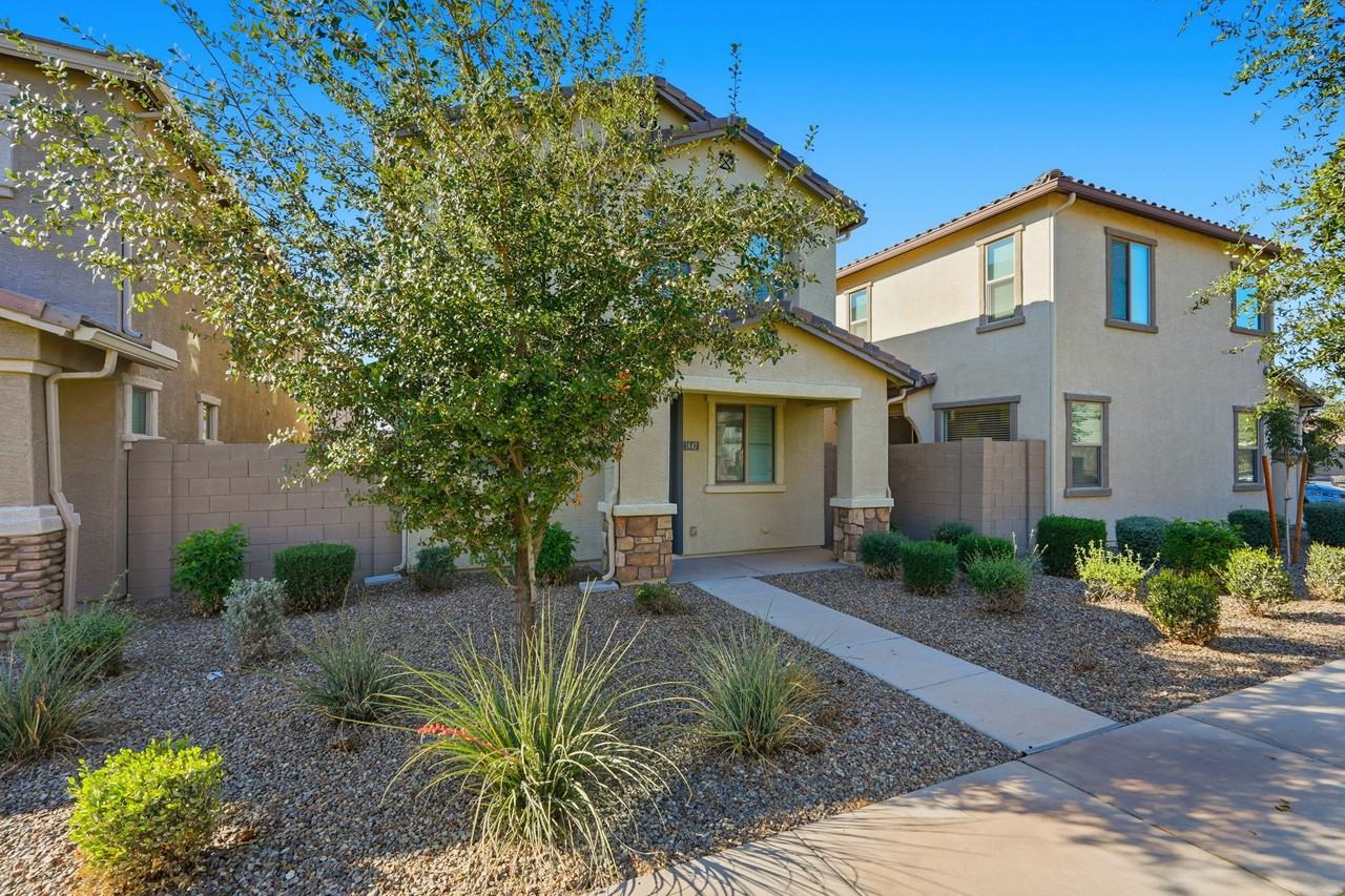 1647 South 83rd Place #1 - Photo 3 of 43