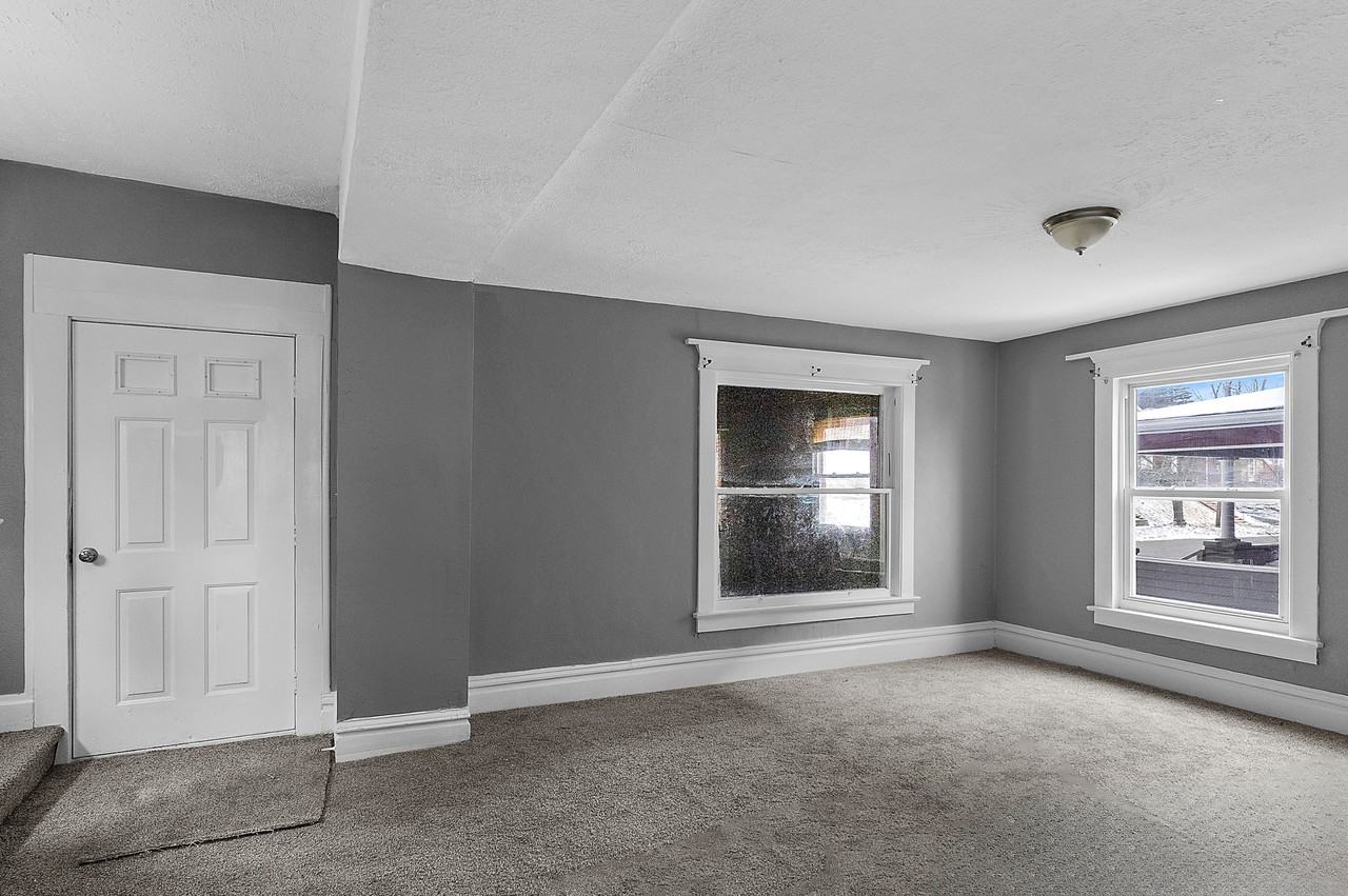 404 Bentley Avenue #1 - Photo 2 of 18