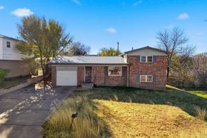 featured image of 207 Circle Drive