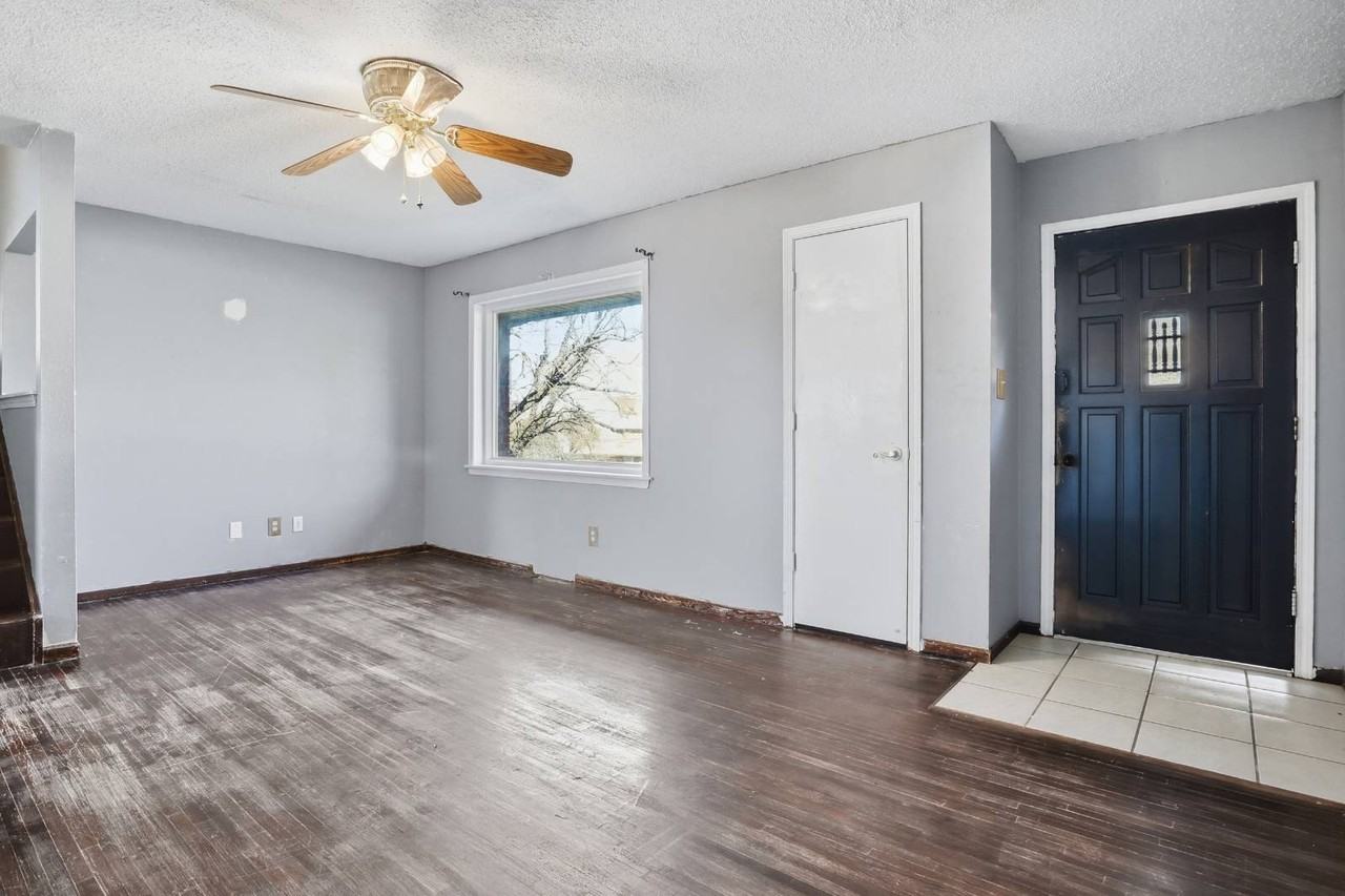 207 Circle Drive - Photo 5 of 31