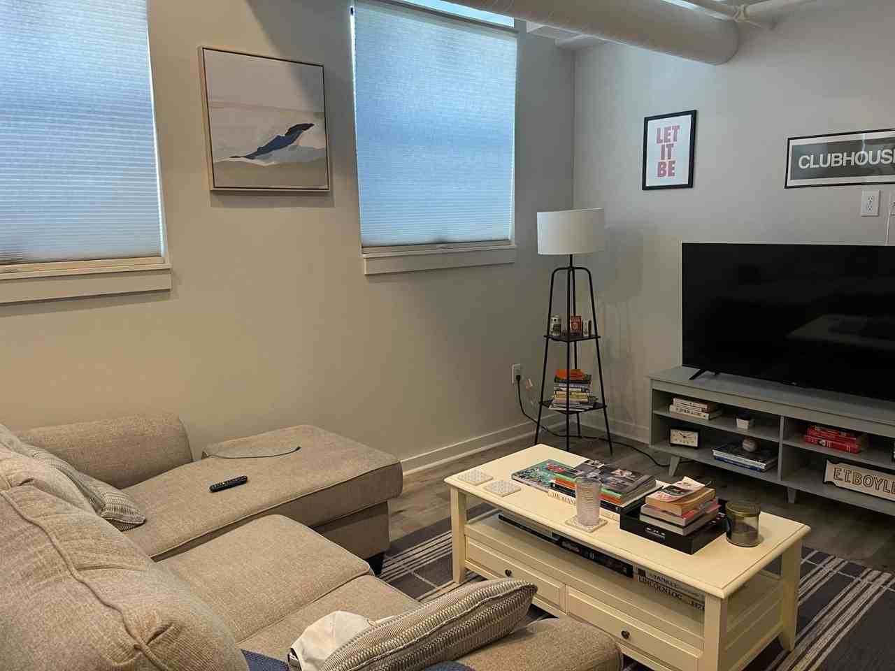 487 Nott St #2 - Photo 5 of 11