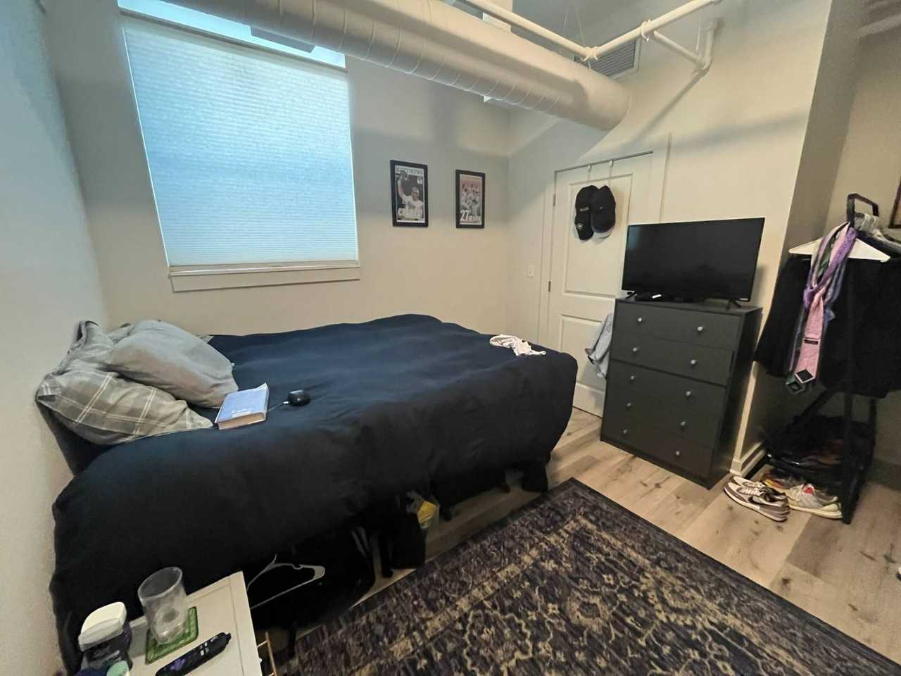 487 Nott St #2 - Photo 6 of 11