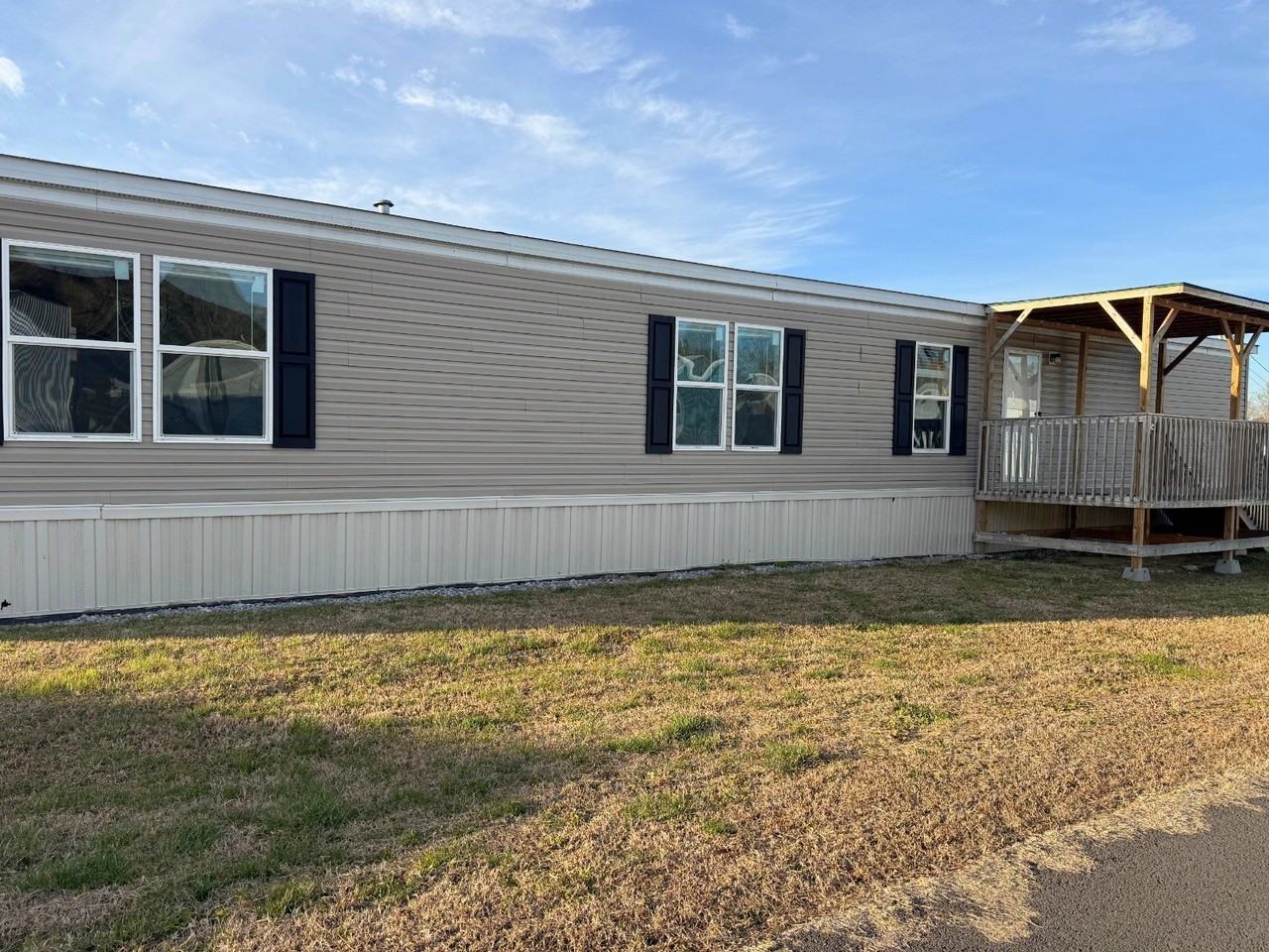 580 Flatwoods Way - Photo 3 of 10