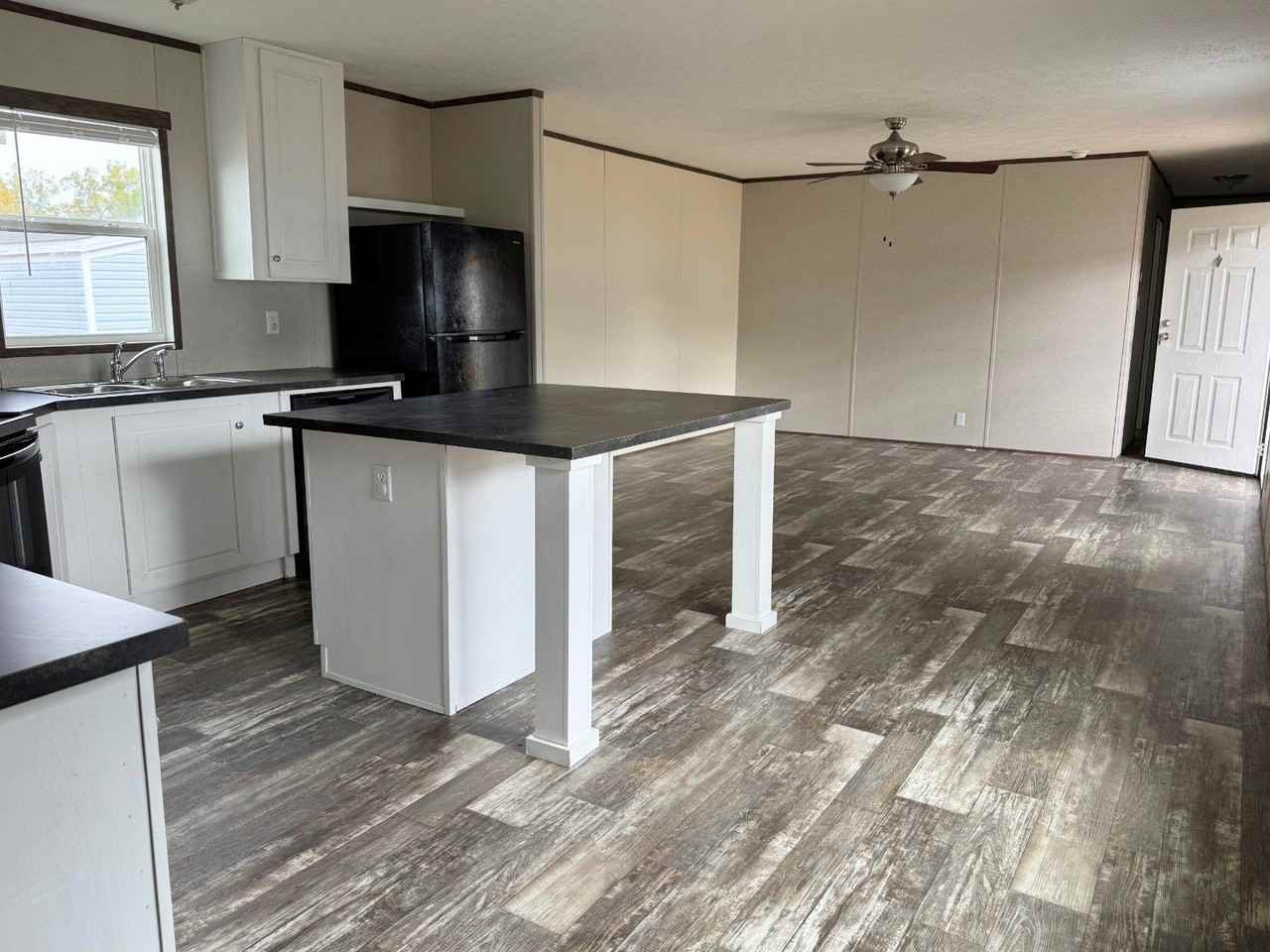 580 Flatwoods Way - Photo 5 of 10