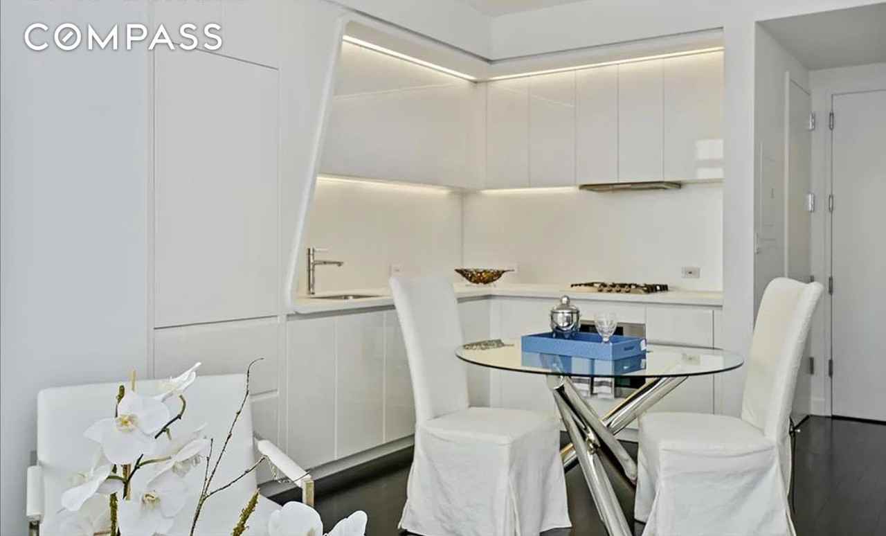 123 Washington St #43F - Photo 2 of 8