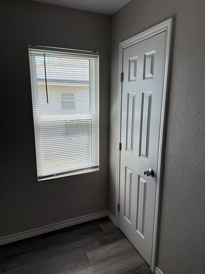 319 East 29th Street - Photo 7 of 16