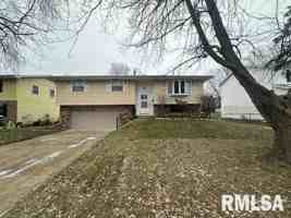 featured image of 7414 North Parliament Place