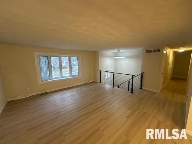 7414 North Parliament Place - Photo 2 of 15