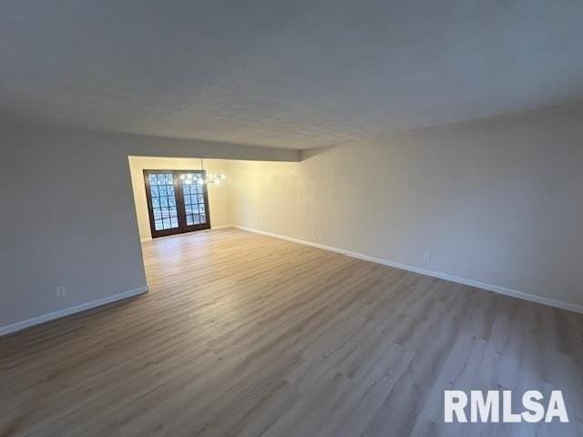 7414 North Parliament Place - Photo 3 of 15