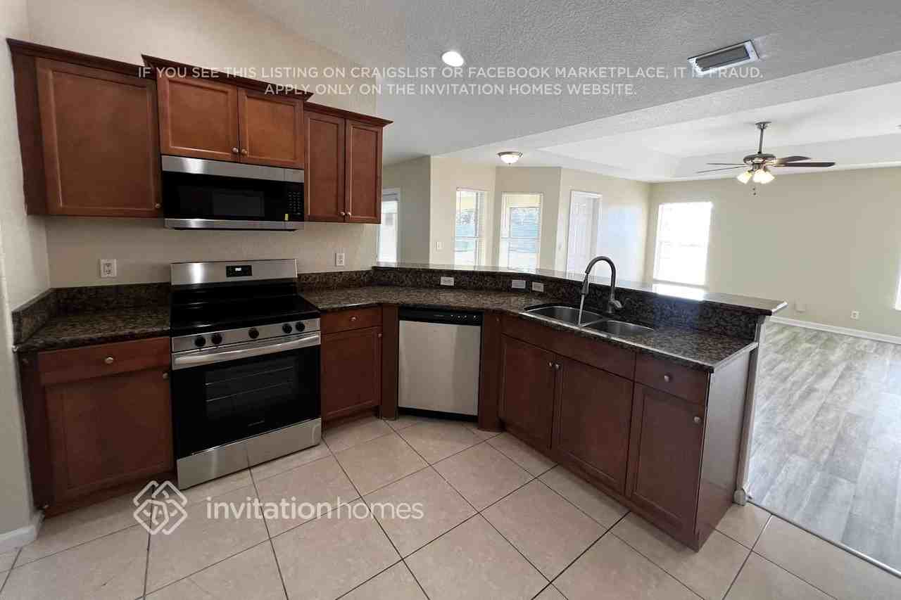 3642 Sw Darwin Blvd - Photo 5 of 15