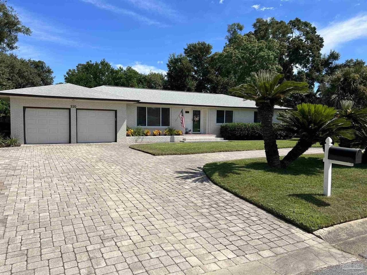 320 Gamarra Road - Photo 2 of 29