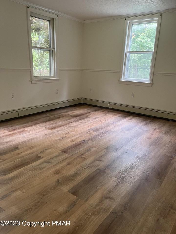 120 Wooddale Rd - Photo 6 of 24