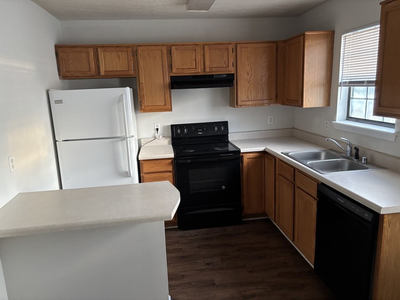 120 Hillridge Ct #B - Photo 7 of 14