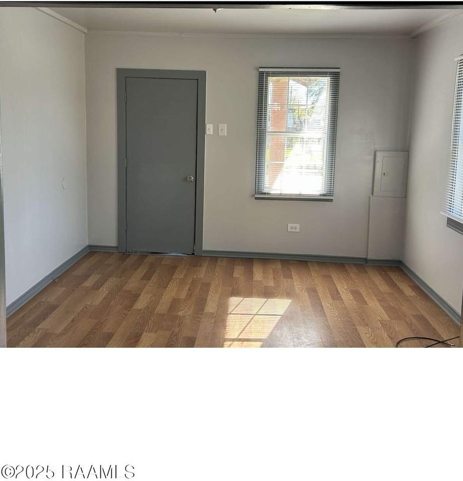 918 Hopkins Street - Photo 3 of 12