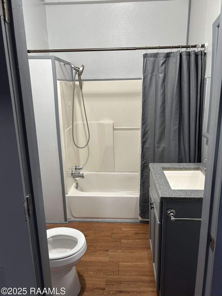 918 Hopkins Street - Photo 6 of 12