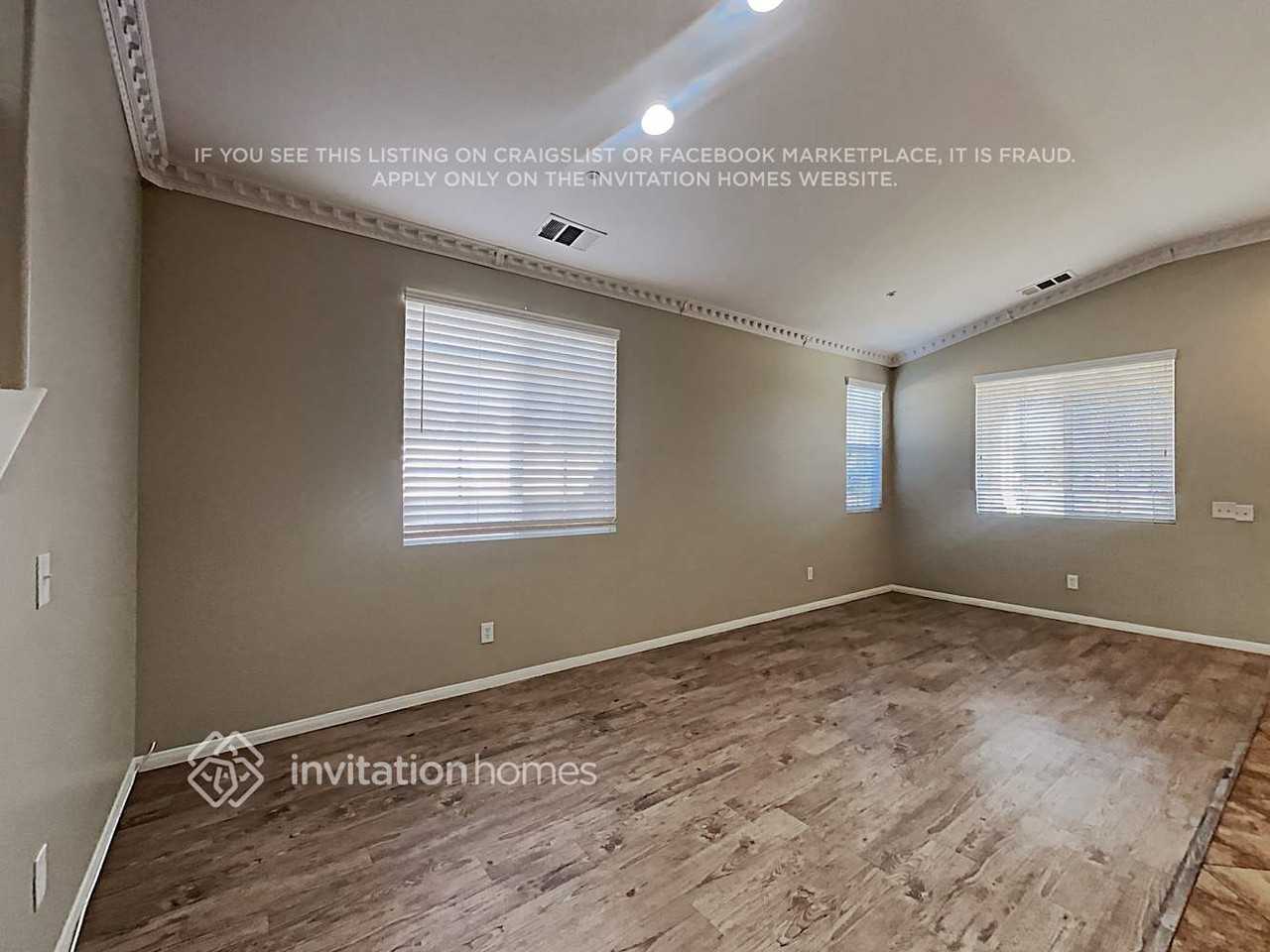 7502 Sultana Ave - Photo 4 of 7