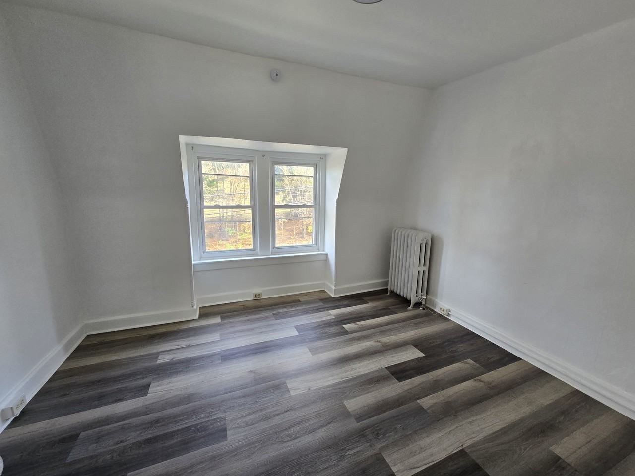 1512 Centre Ave #2 - Photo 6 of 11