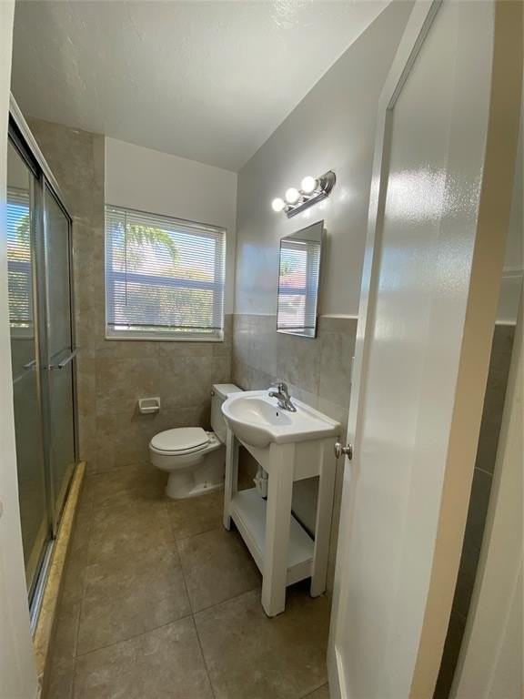 1655 Hayes Street - Photo 6 of 10