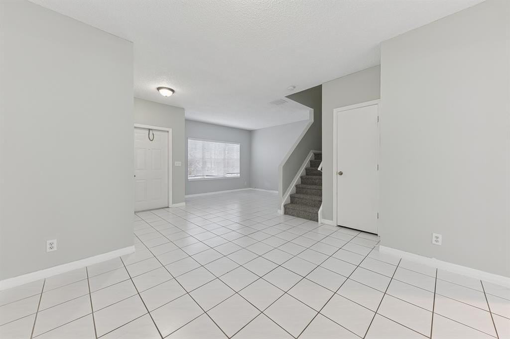 6007 Red Plum Court #465 - Photo 4 of 23