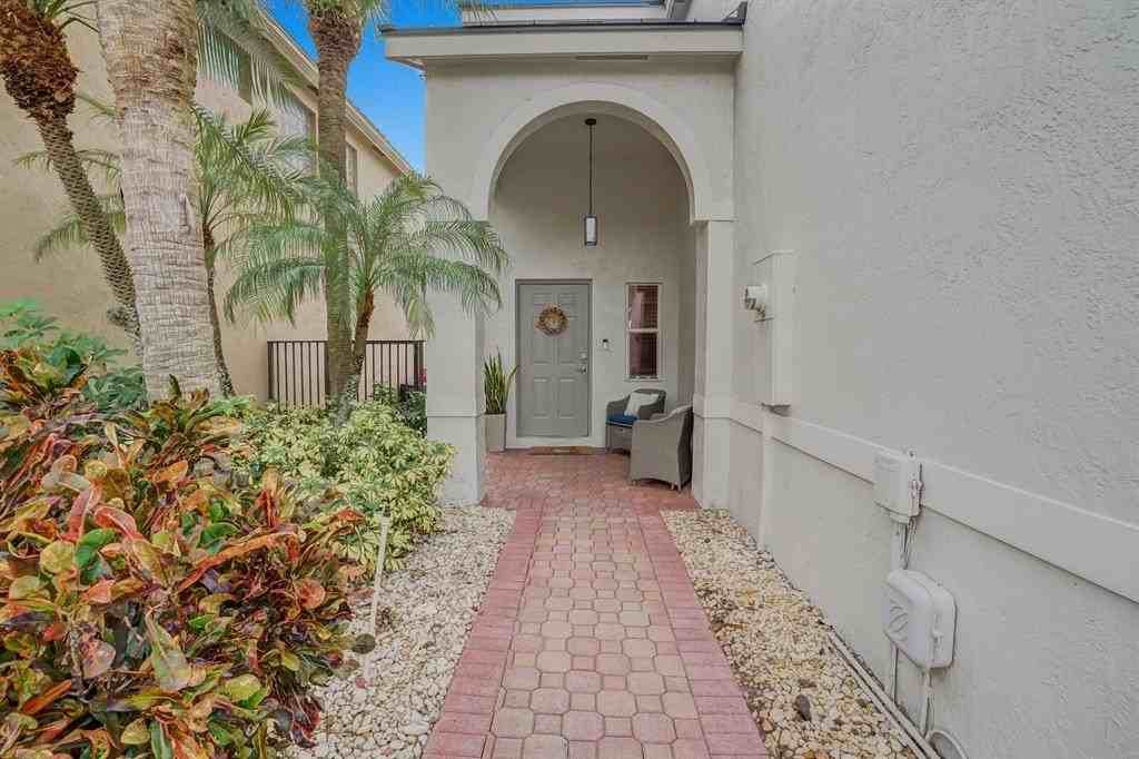 7587 Sierra Ridge Lane - Photo 2 of 36