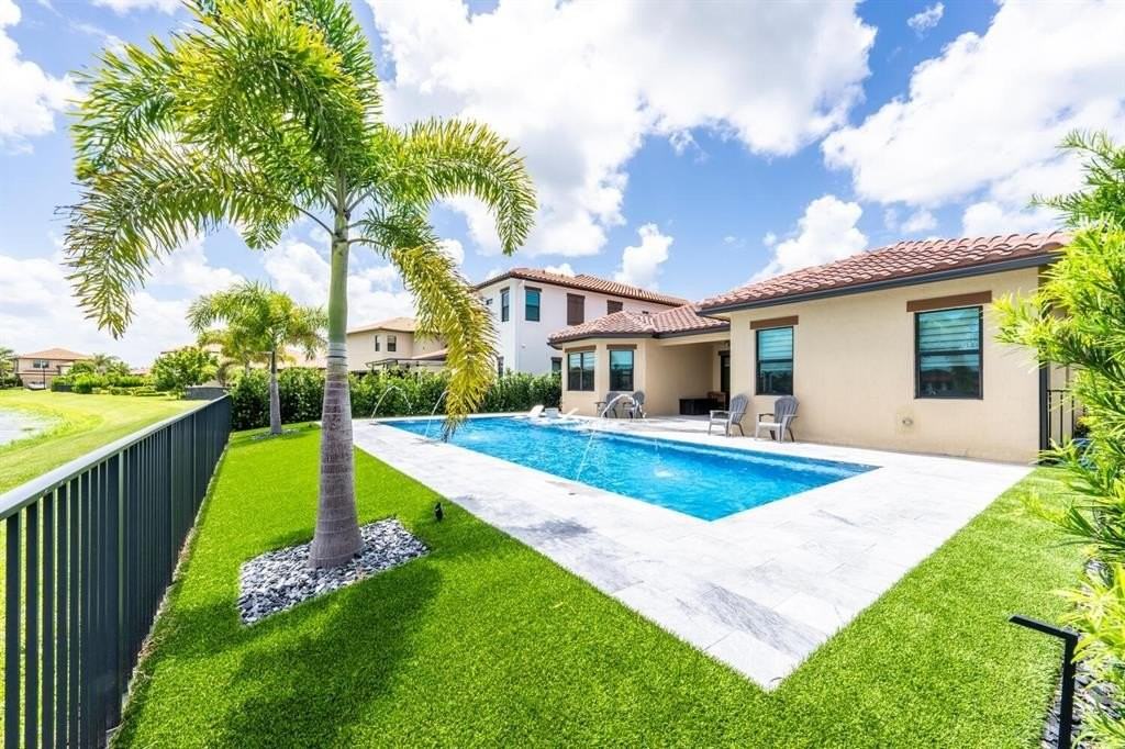 12170 Lake Trail Ln - Photo 4 of 50