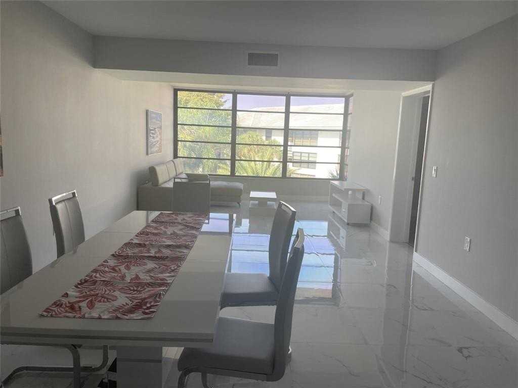 1721 White Hall Drive #404 - Photo 4 of 16