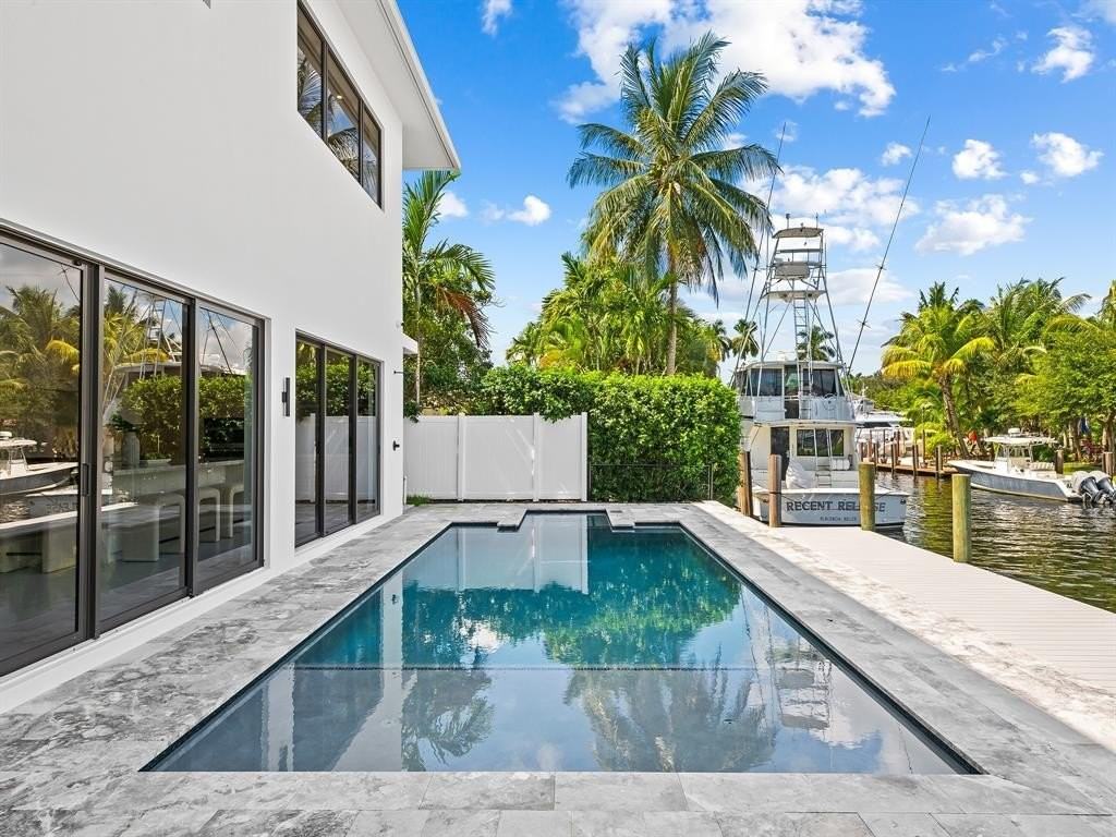 1317 Tangelo Isle - Photo 4 of 46