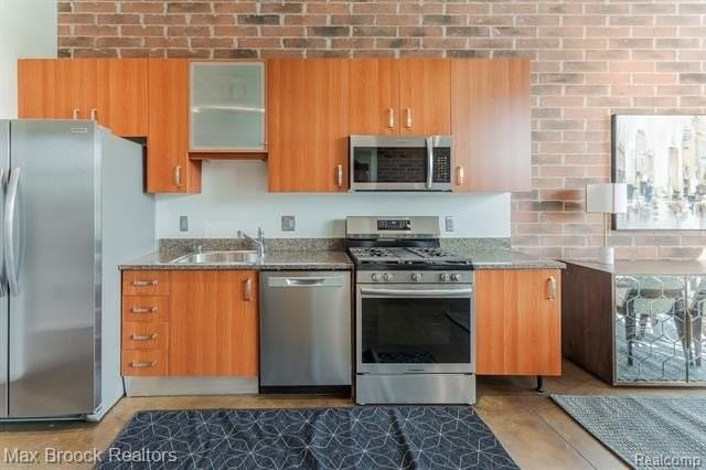 333 East Parent Avenue #9 - Photo 3 of 18