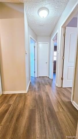 1495 Jeffrey Ln - Photo 4 of 10