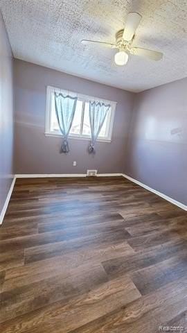 1495 Jeffrey Ln - Photo 5 of 10