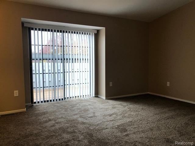 43568 W Arbor Way Dr #138 - Photo 4 of 21