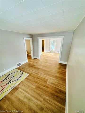 23084 Berdeno Ave - Photo 4 of 13